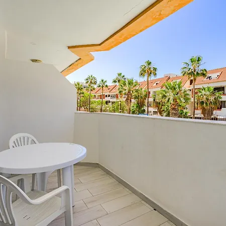 Un En Playa De Americas