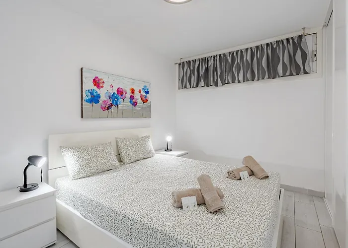 Апартаменти Un En Playa De Americas Адехе